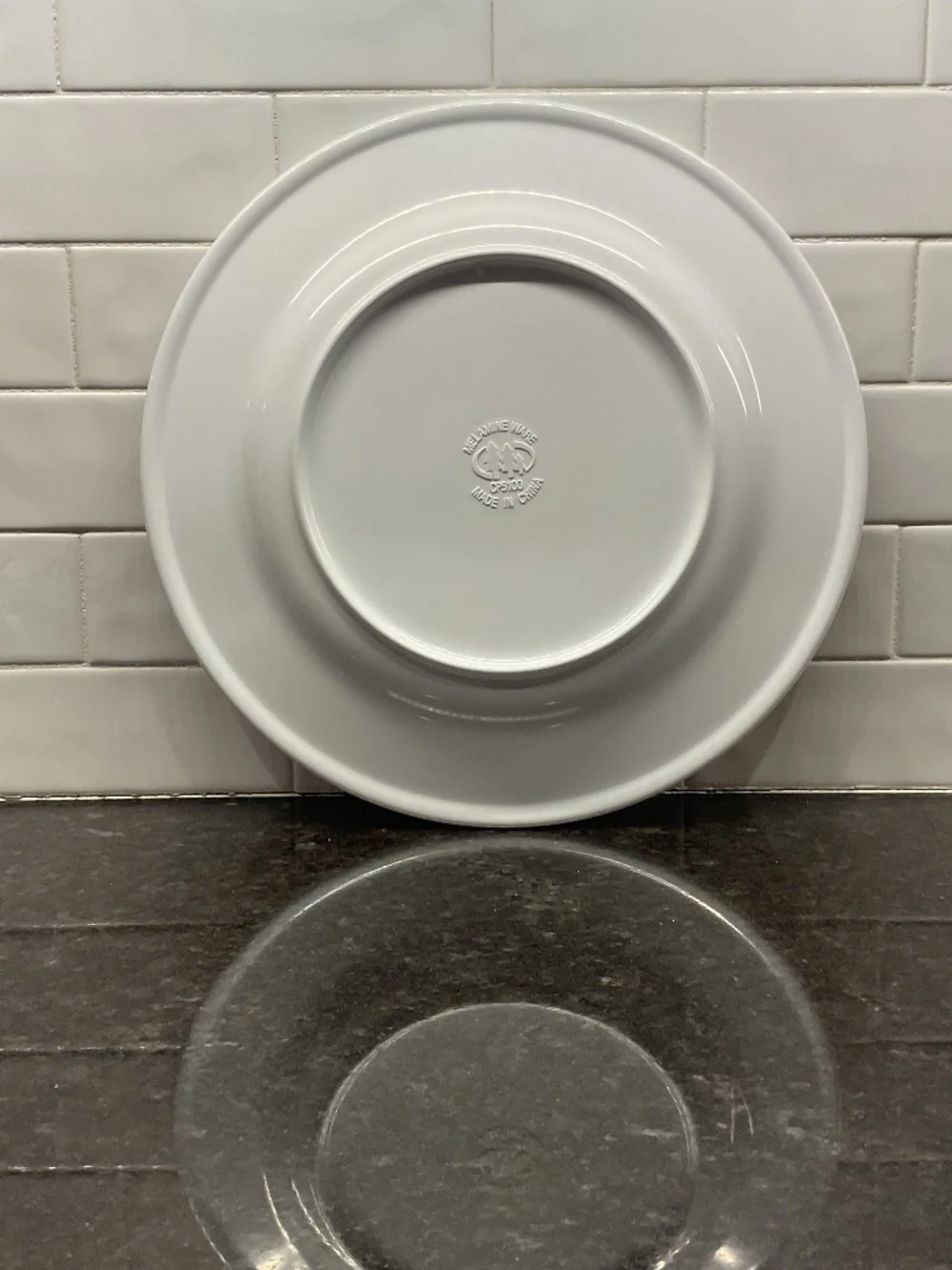 Melamine Red and White Round 10